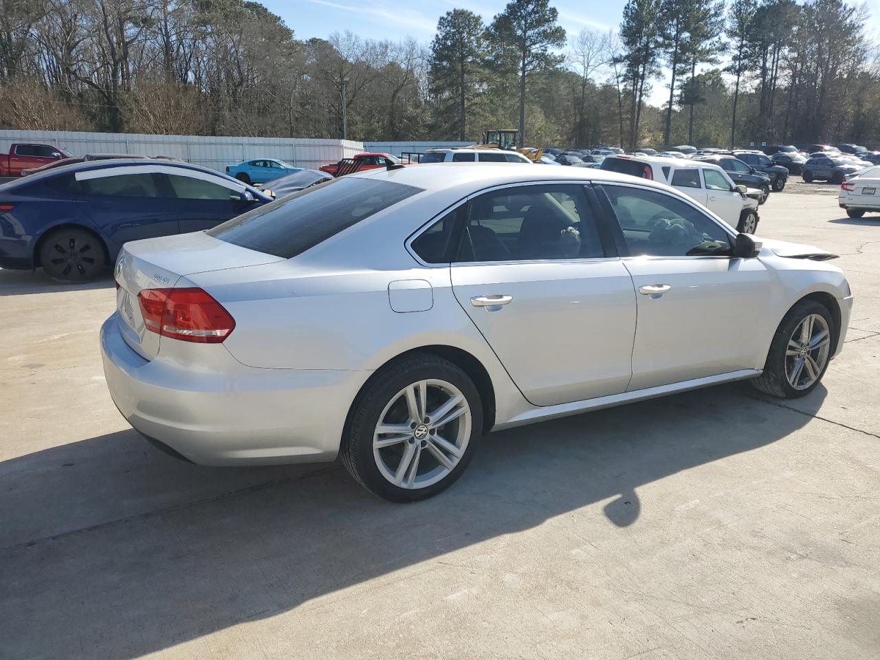 2014 Volkswagen Passat VIN 1VWBN7A34EC068171 Copart auction photo, front end damage thumbnail 3
