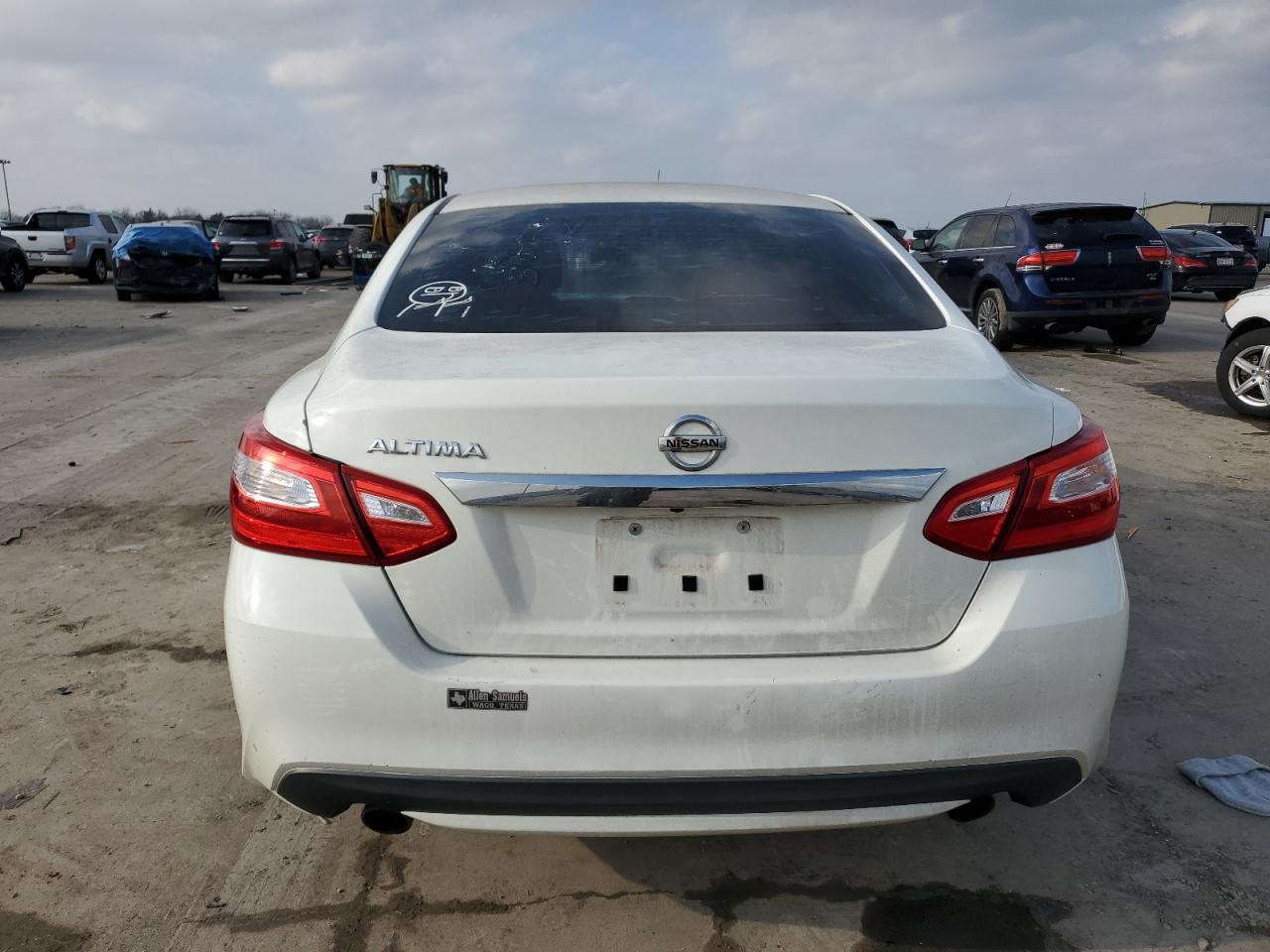 2016 Nissan Altima VIN 1N4AL3AP5GC193155 Copart auction photo, front end / rear end damage thumbnail 6