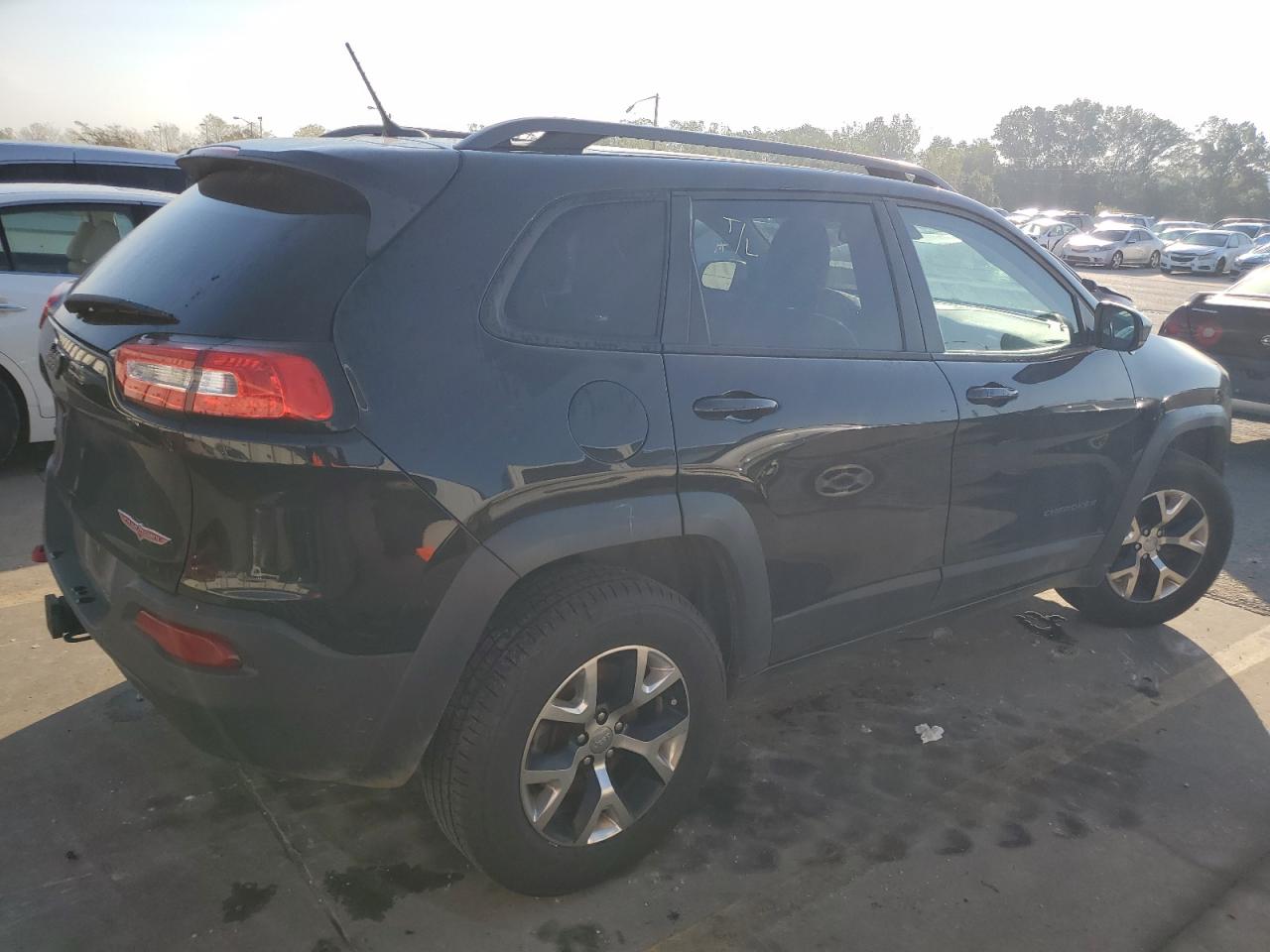 2014 Jeep Cherokee VIN 1C4PJMBS7EW197190 Copart auction photo, front end / minor dent/scratches damage thumbnail 3