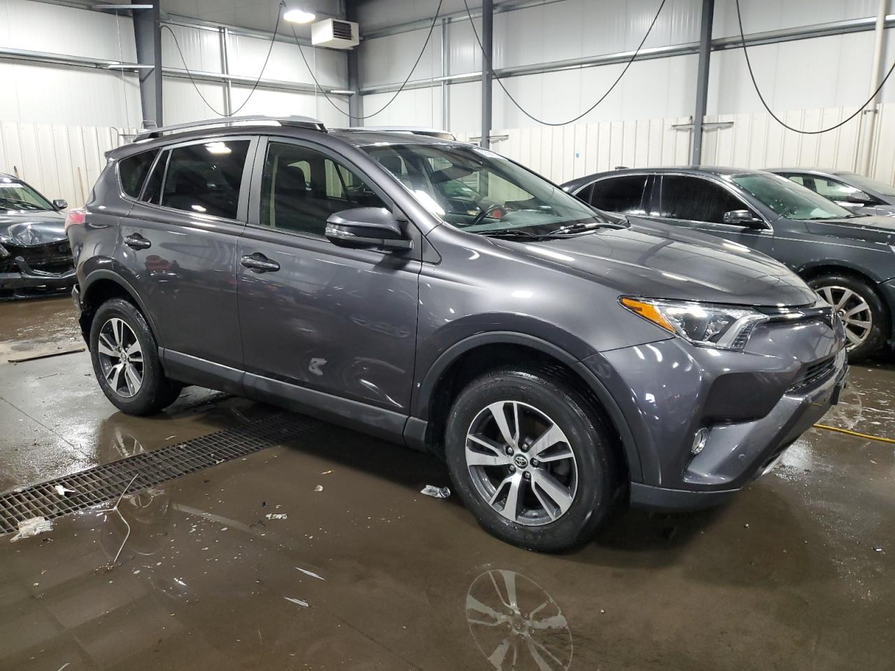 2017 Toyota RAV 4 VIN JTMRFREV5HJ133521 Copart auction photo, rear end damage thumbnail 4