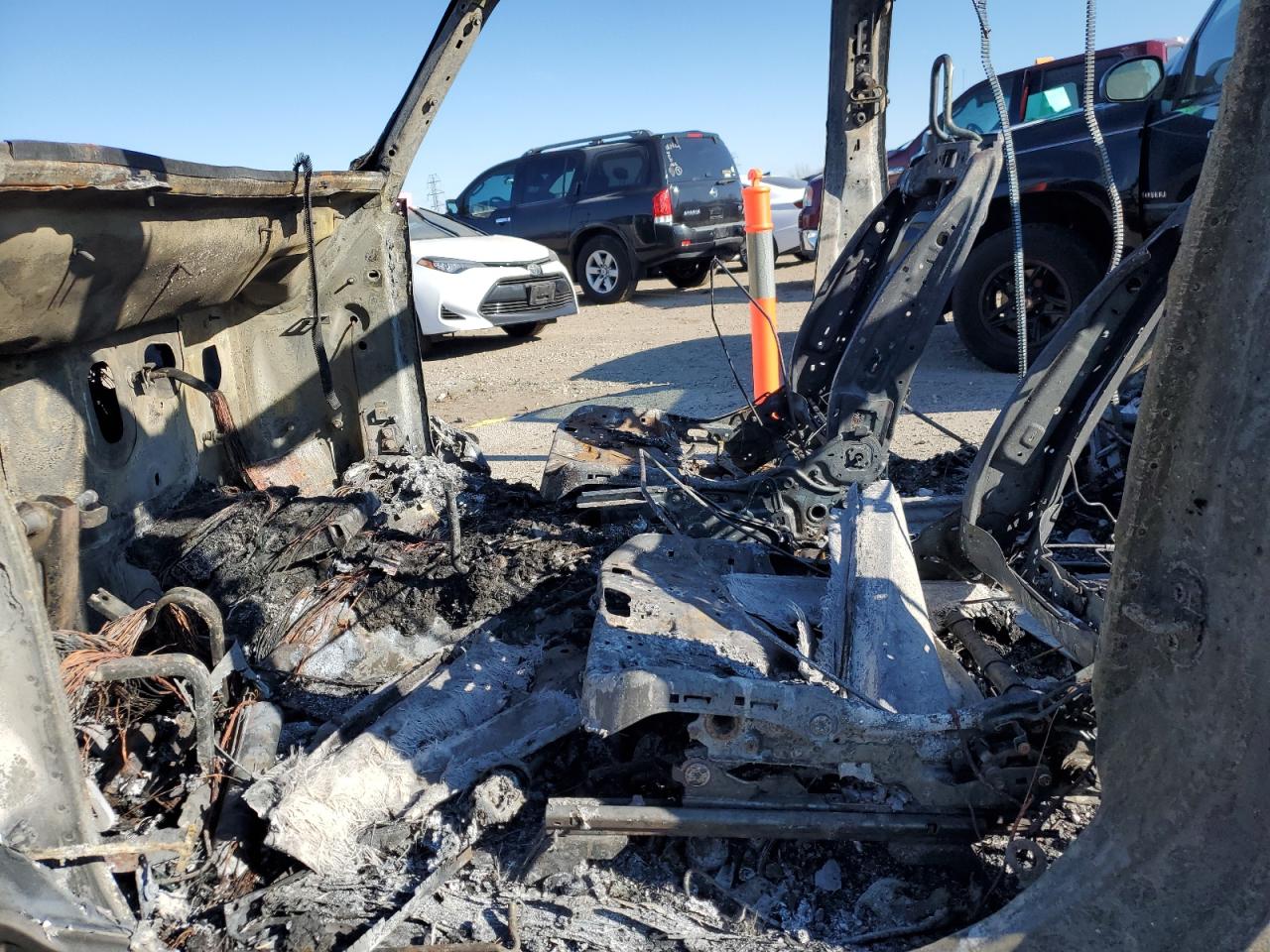 2018 Jeep Wrangler VIN 1C4HJXEG8JW274267 Copart auction photo, burn damage thumbnail 7