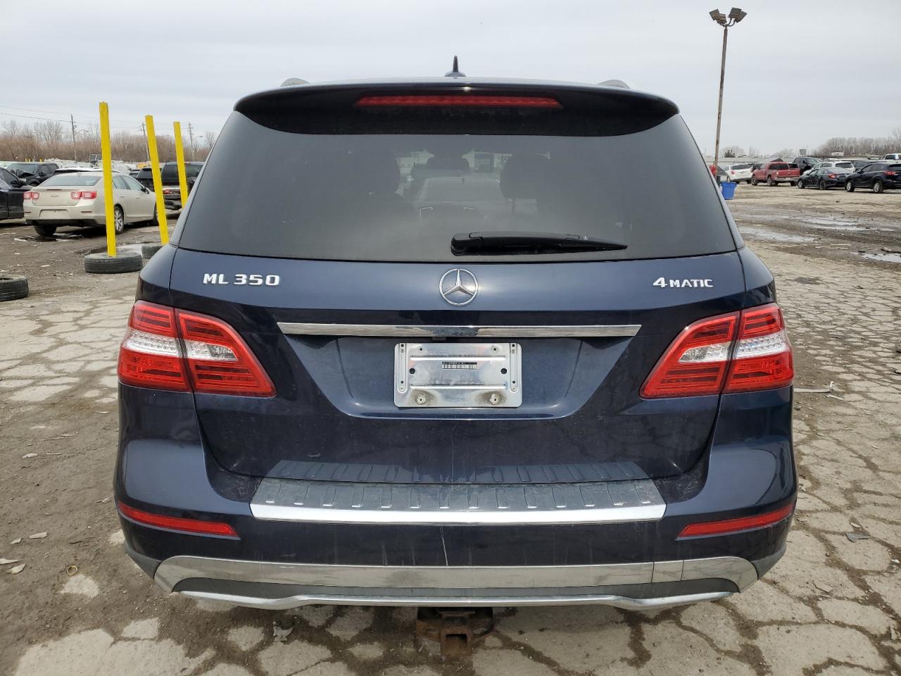 2013 Mercedes-Benz M-klasse VIN 4JGDA5HB4DA242383 Copart auction photo, front end / minor dent/scratches damage thumbnail 6
