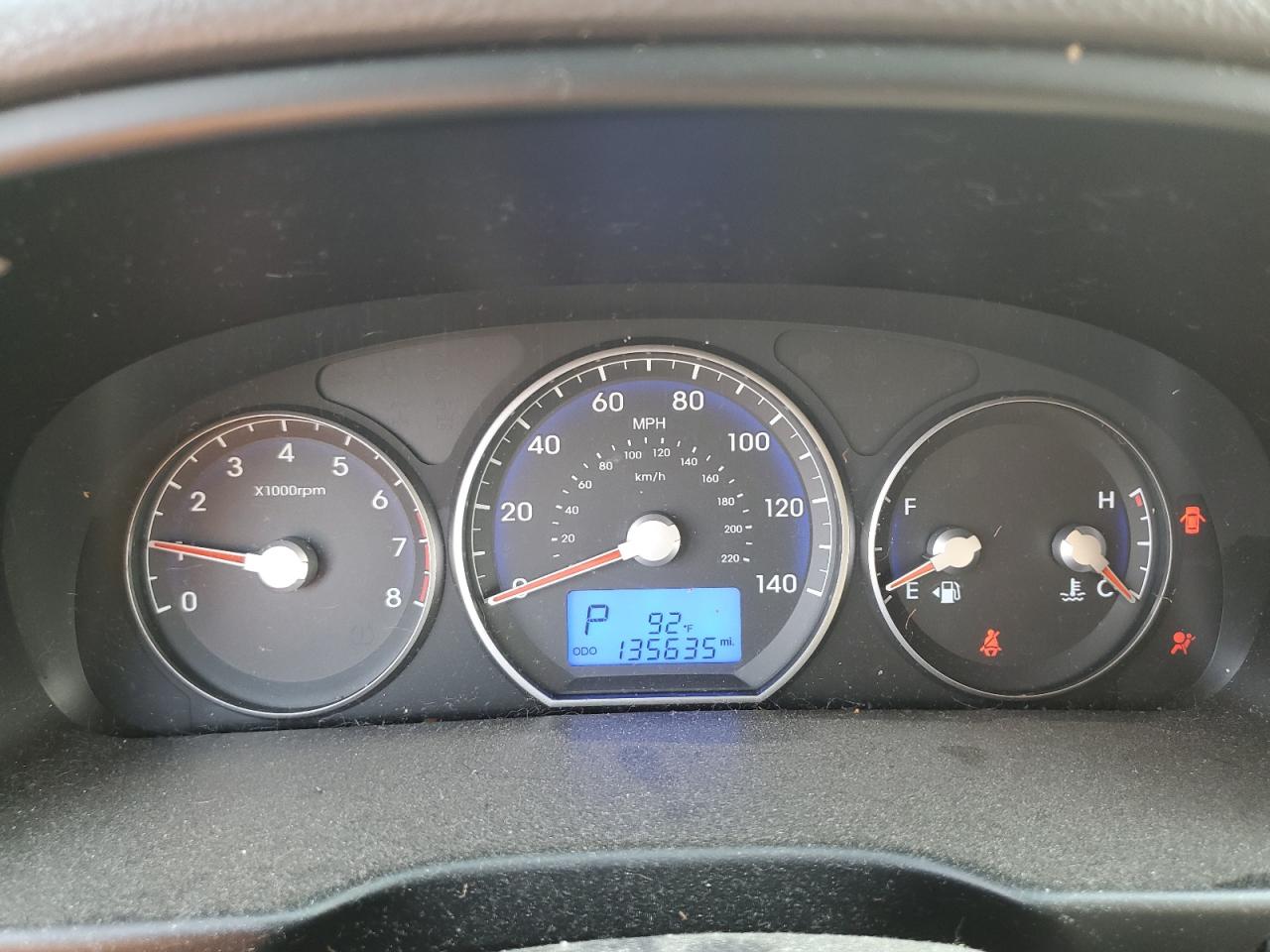 2012 Hyundai Santa Fe VIN 5XYZGDAB5CG113094 Copart auction photo, front end / side damage thumbnail 9