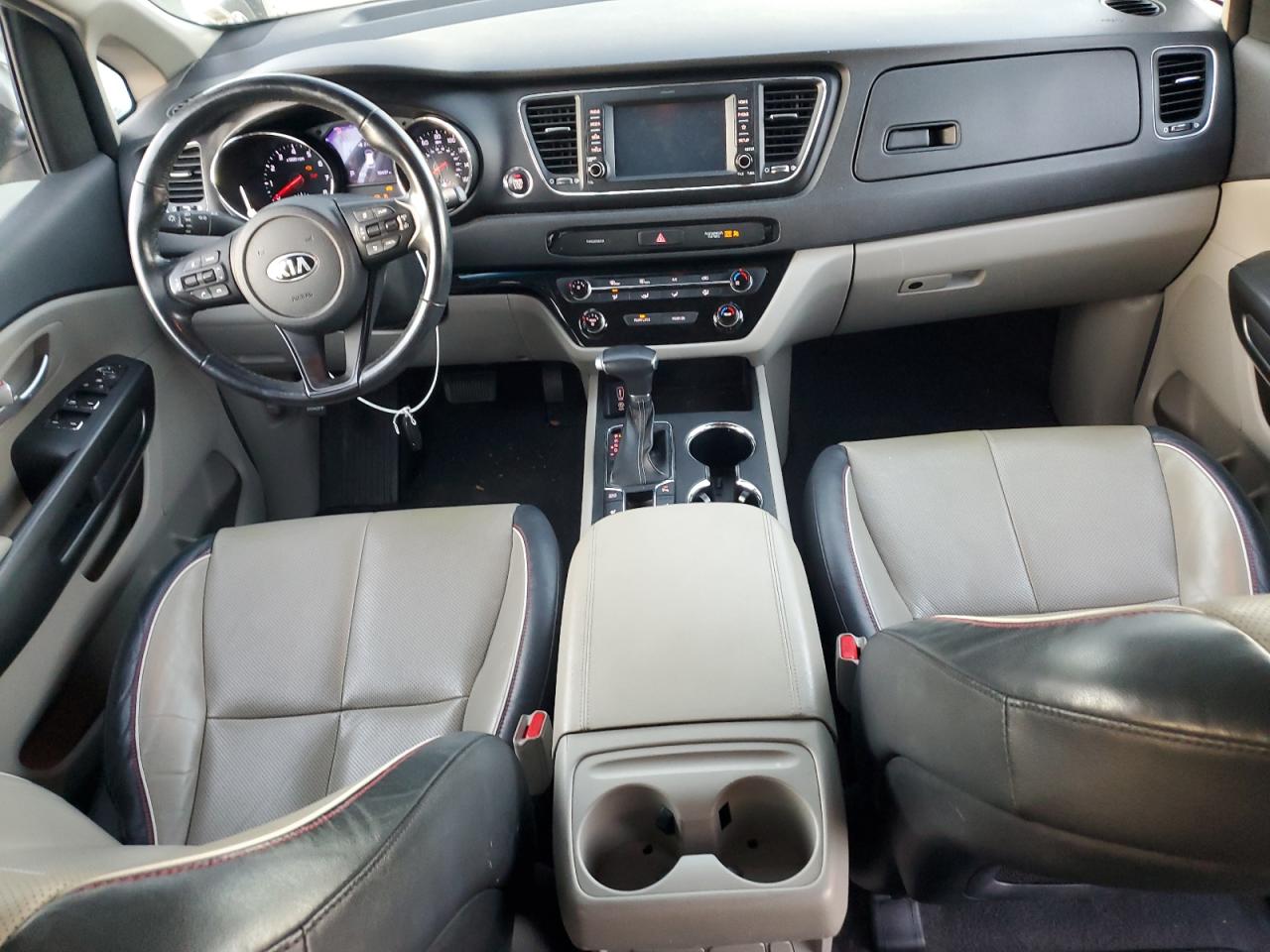 2019 KIA Sedona VIN KNDMB5C11K6492874 Copart auction photo, water/flood damage thumbnail 8