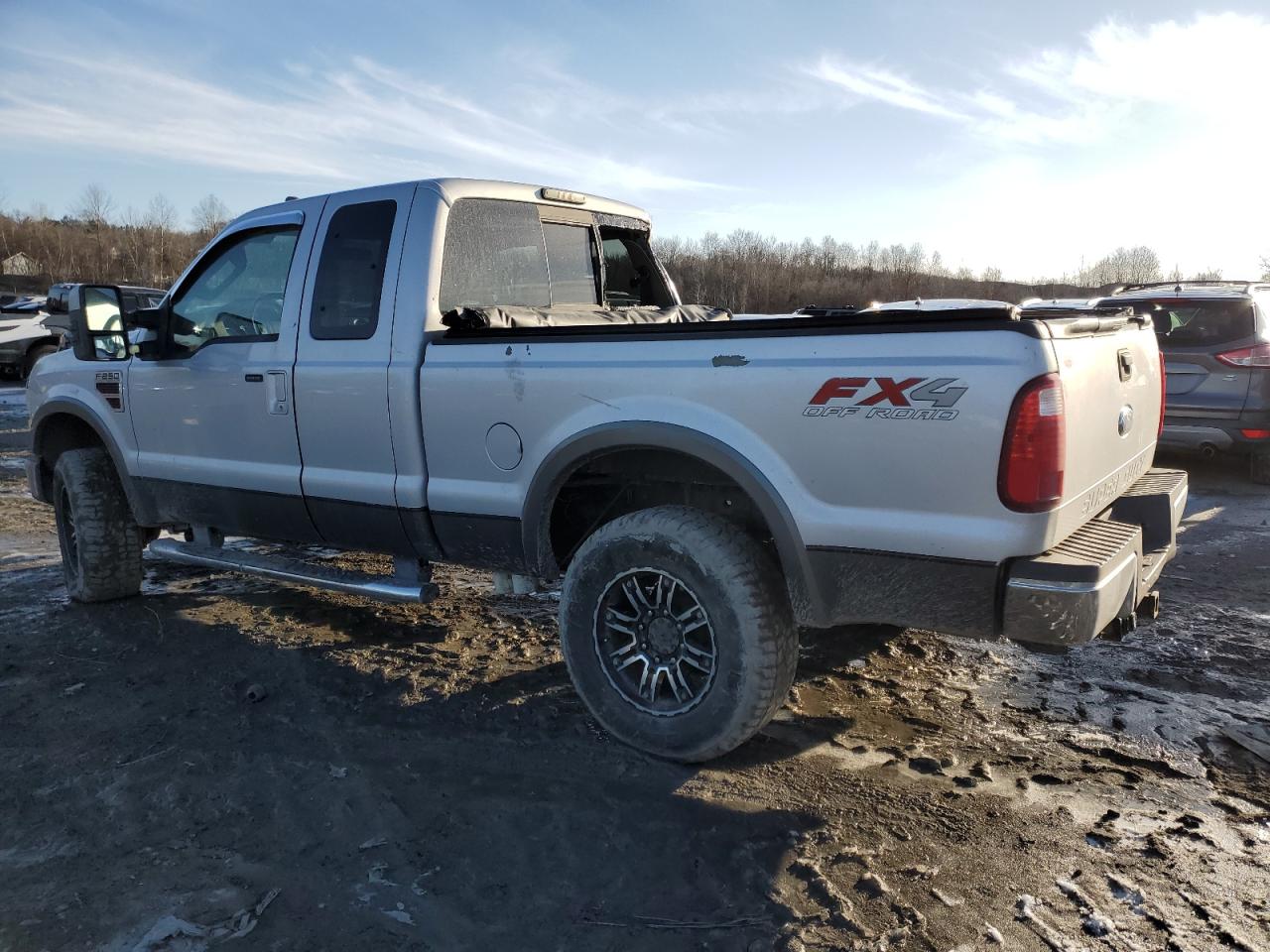 2008 Ford F250 VIN 1FTSX21R18EA75737 Copart auction photo, side / top/roof damage thumbnail 2