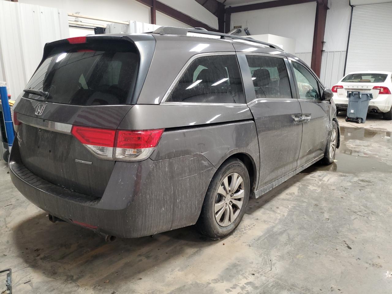 2016 Honda Odyssey VIN 5FNRL5H3XGB101259 Copart auction photo, front end damage thumbnail 3