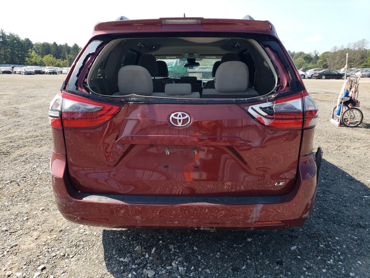 2020 Toyota Sienna VIN 5TDKZ3DC7LS051730 Copart auction photo, all over / minor dent/scratches damage thumbnail 6