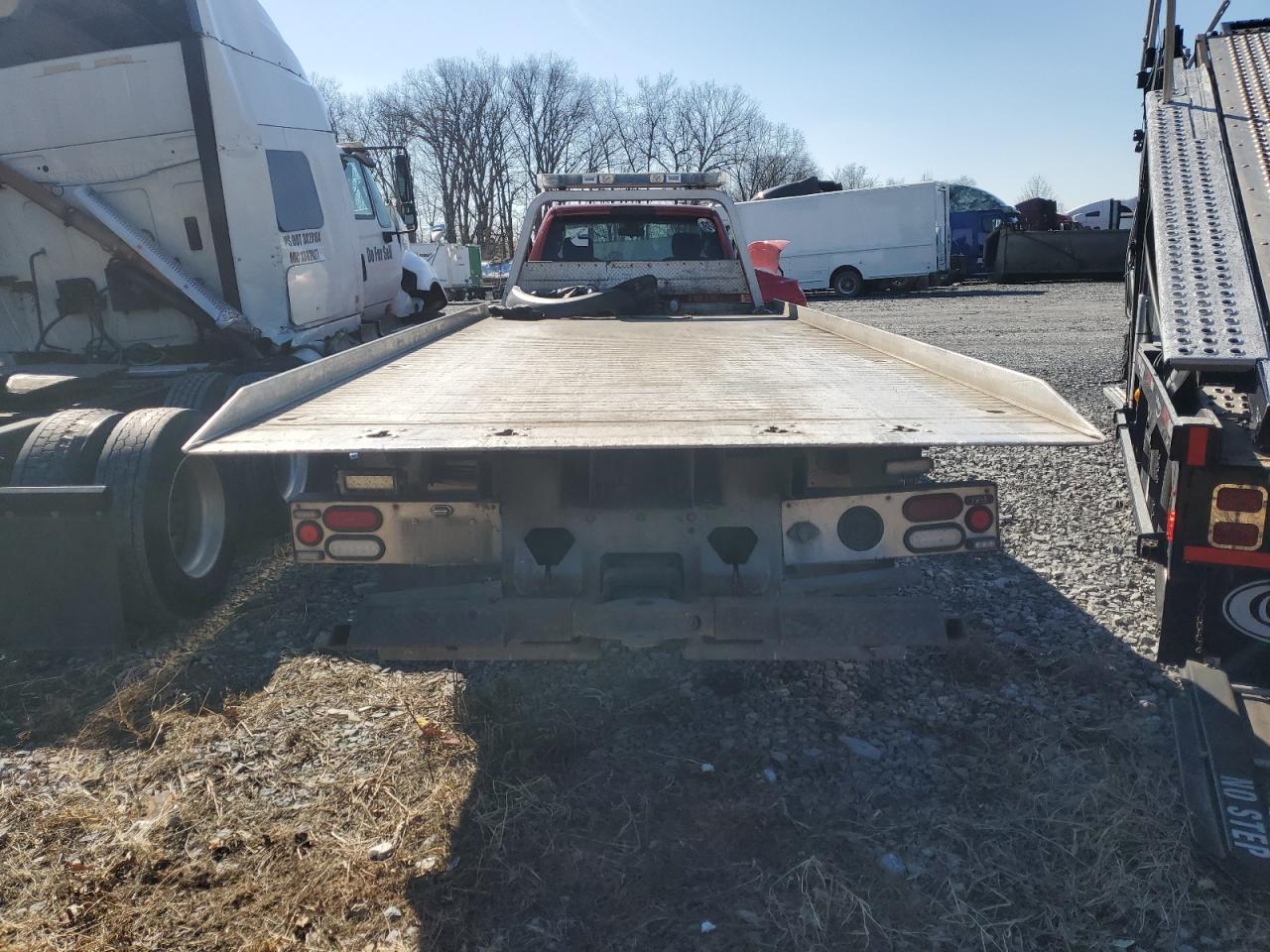 2013 RAM 5500 VIN 3C7WRMDL2DG552647 Copart auction photo, front end / minor dent/scratches damage thumbnail 6