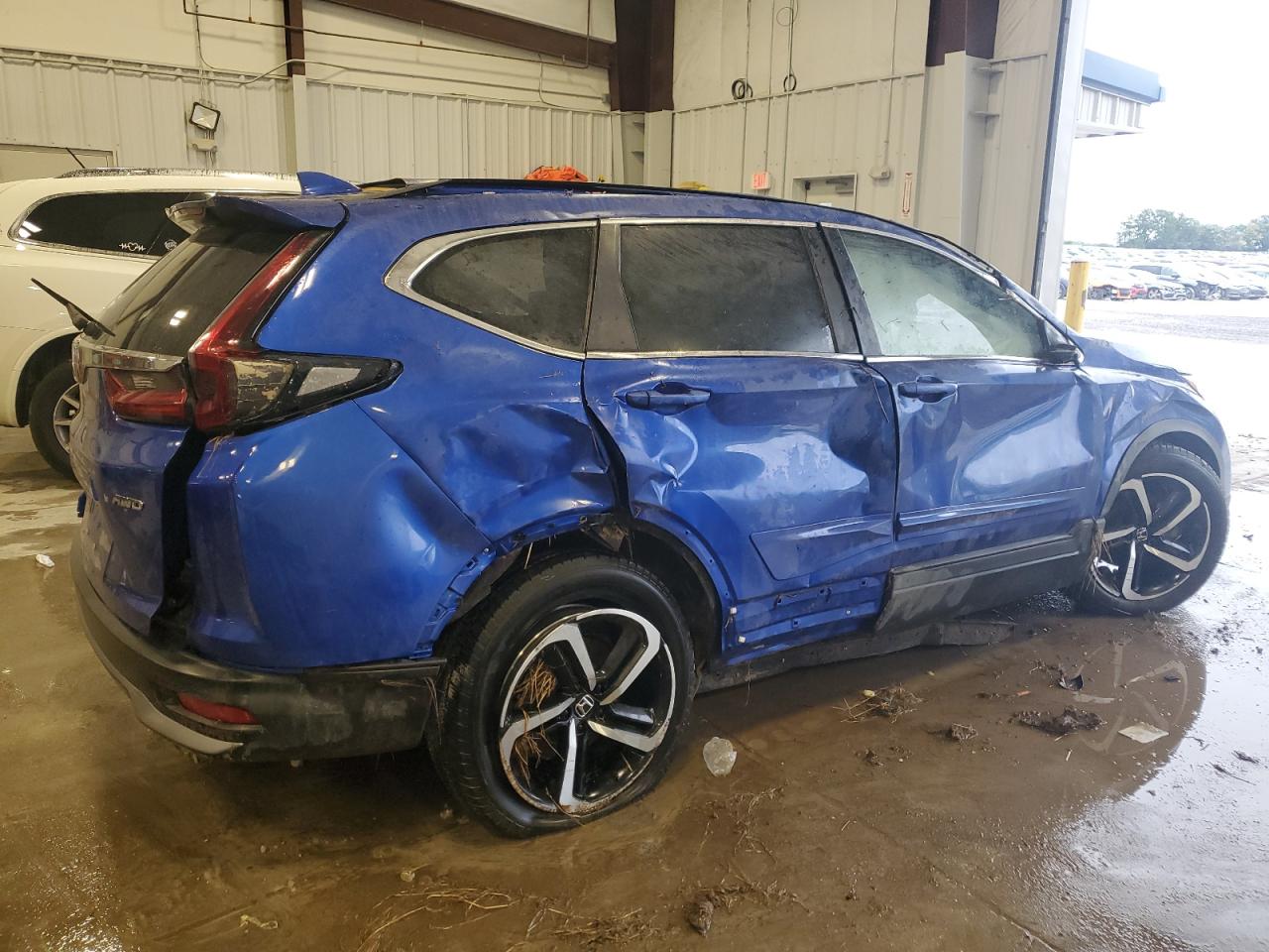2021 Honda CR-V VIN 7FARW2H58ME016122 Copart auction photo, all over damage thumbnail 3