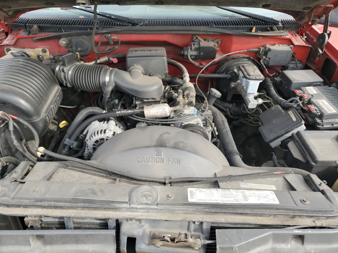 1996 Chevrolet GMT-400 VIN 1GCEK19R5TE100142 Copart auction photo, front end damage thumbnail 13