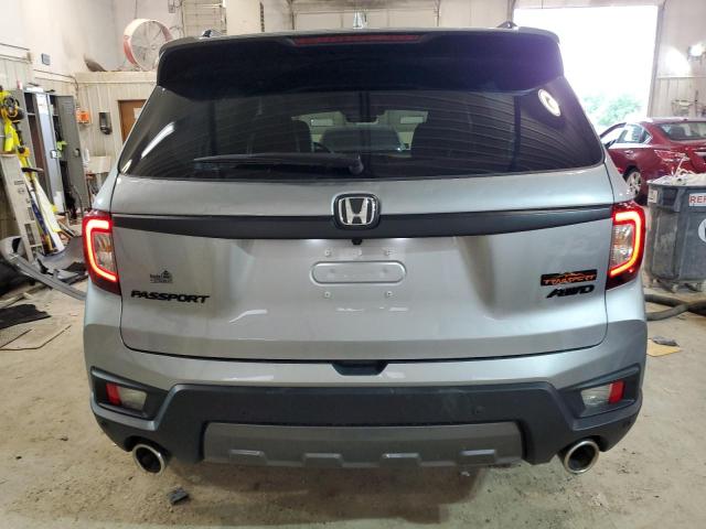 2022 Honda Passport VIN 5FNYF8H69NB023701 Copart auction photo, hail damage thumbnail 6
