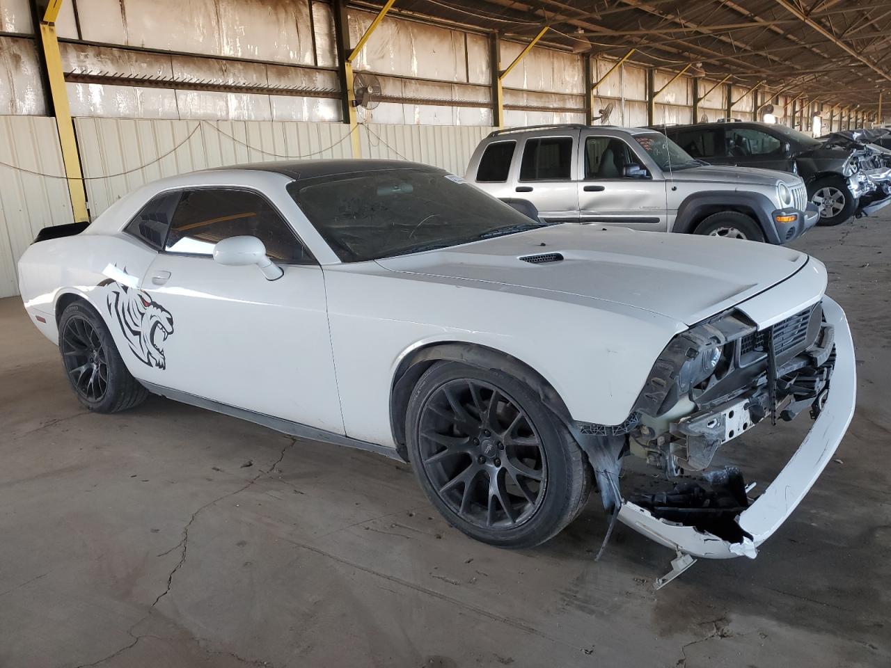 2011 Dodge Challenger VIN 2B3CJ4DG7BH596975 Copart auction photo, front end / minor dent/scratches damage thumbnail 4