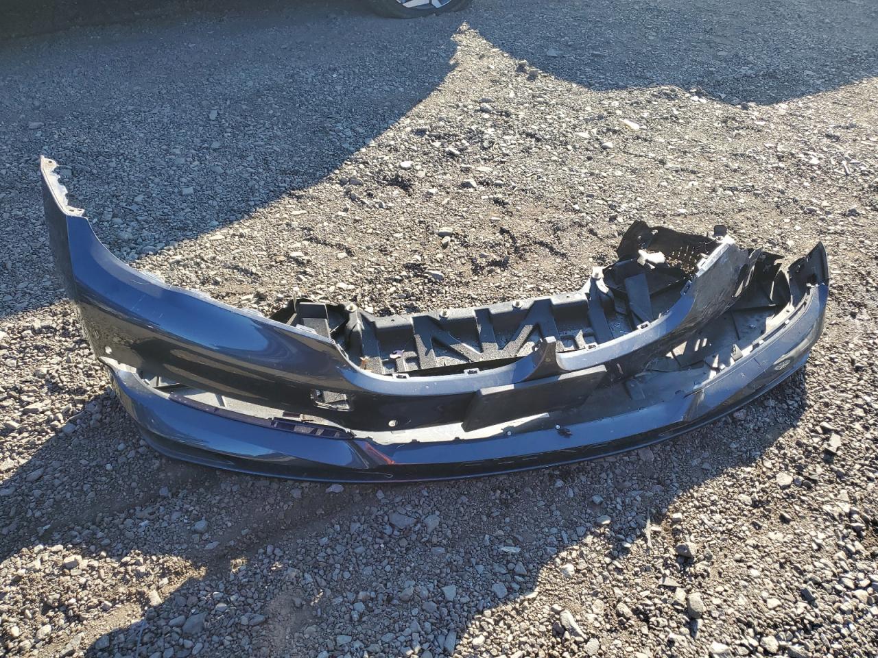 2016 BMW 7er VIN WBA7F2C53GG418678 Copart auction photo, front end / minor dent/scratches damage thumbnail 12