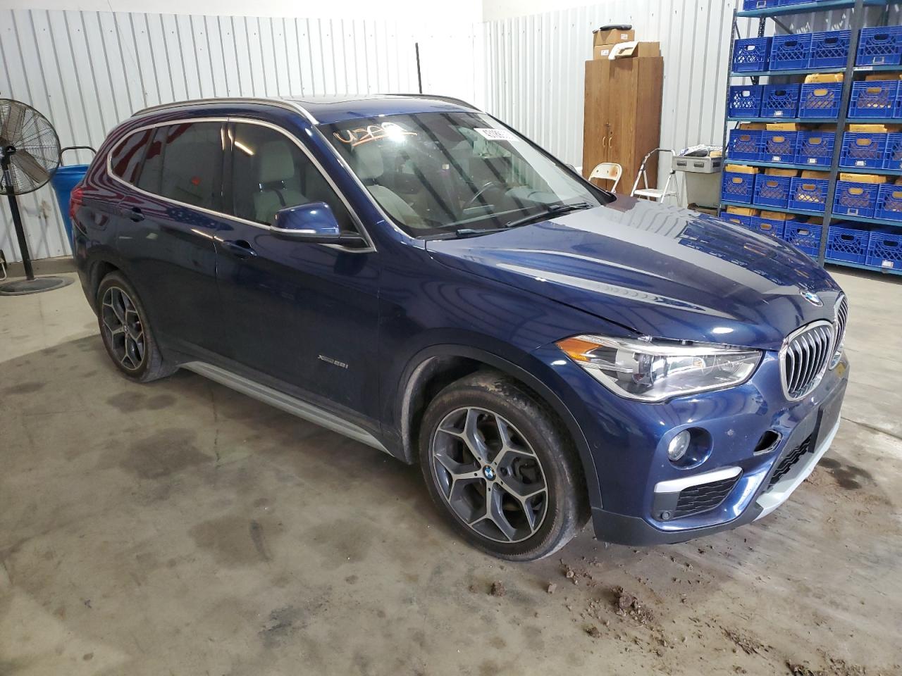 2017 BMW X1 VIN WBXHT3C31H5F67761 Copart auction photo, front end / minor dent/scratches damage thumbnail 4