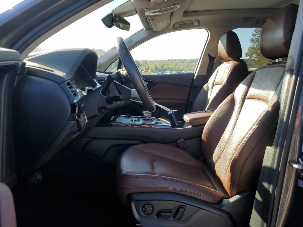 2018 Audi Q7 VIN WA1LAAF74JD031924 Copart auction photo, front end damage thumbnail 7