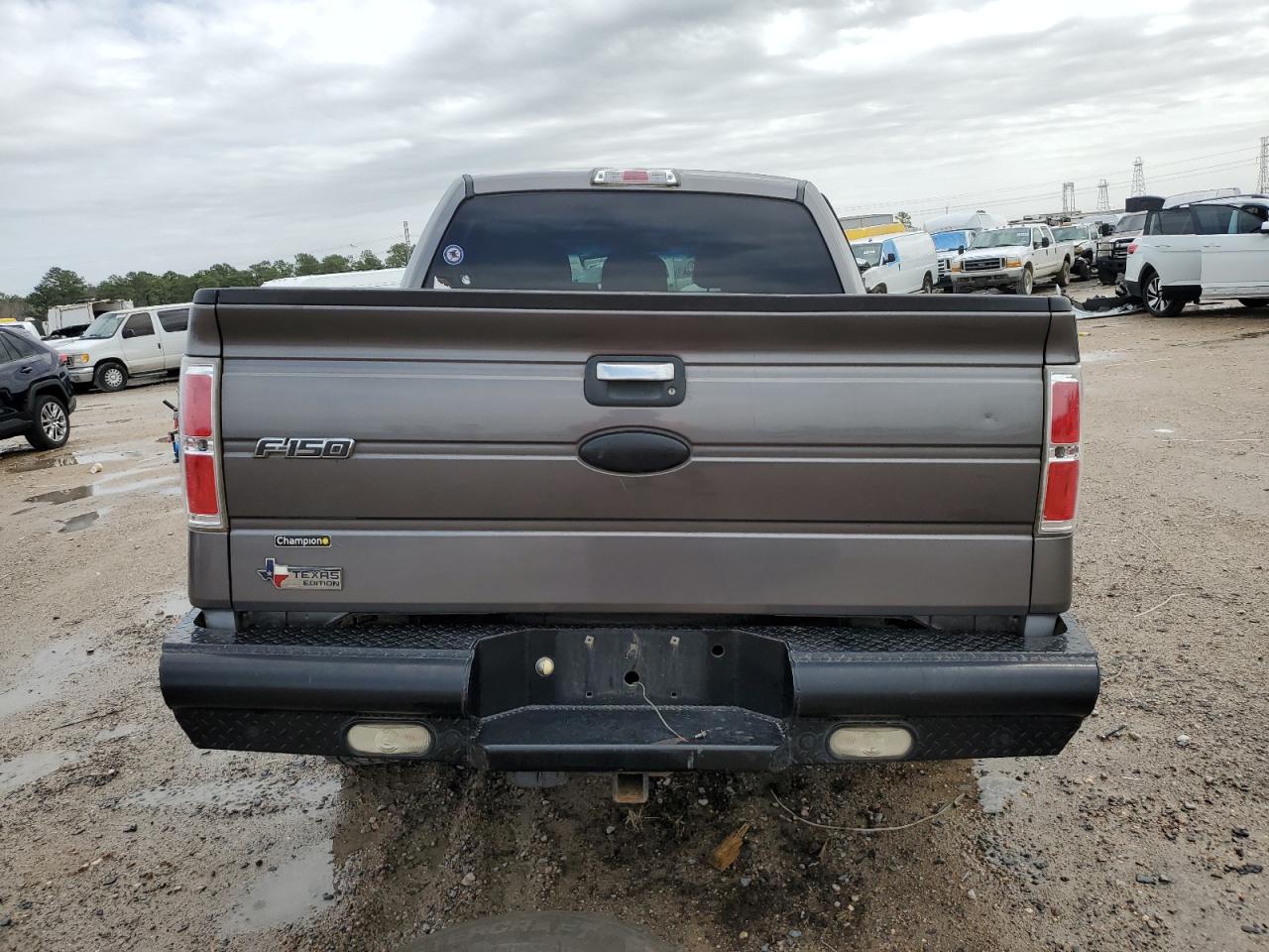 2011 Ford F-150 VIN 1FTFW1CT2BFB90730 Copart auction photo, front end / side damage thumbnail 6