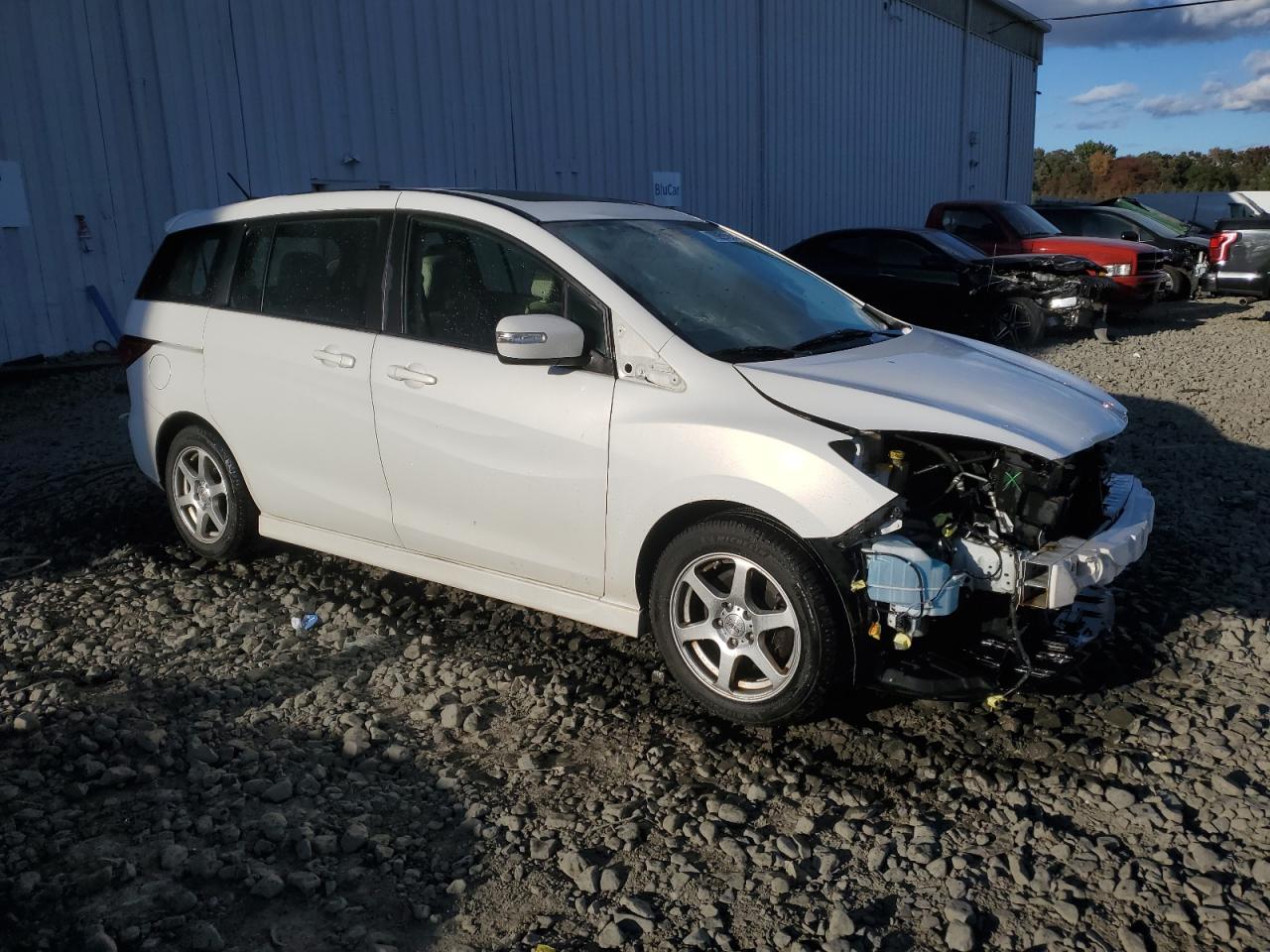 2014 Mazda 5 VIN JM1CW2DL5E0166436 Copart auction photo, front end / minor dent/scratches damage thumbnail 4