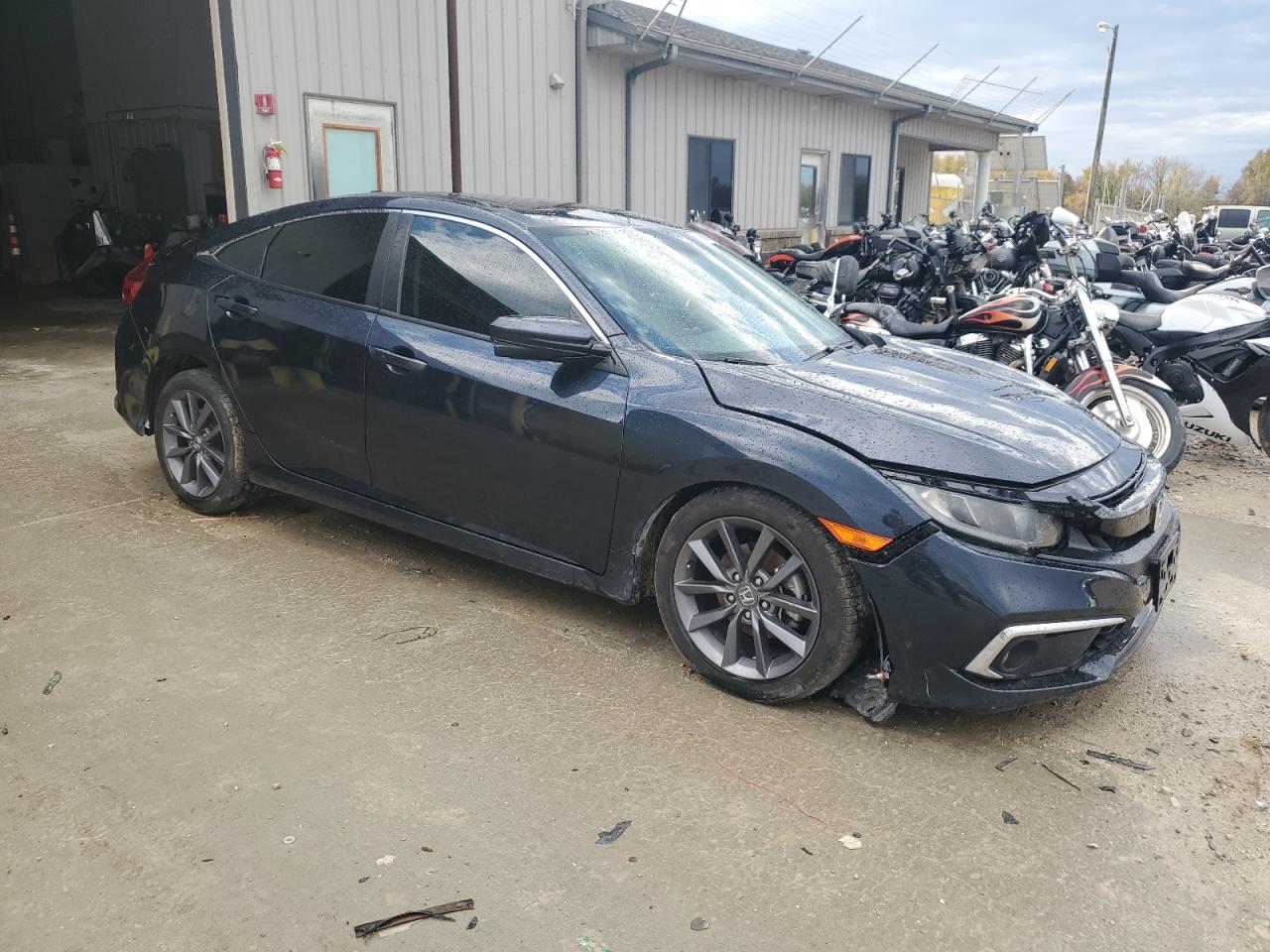 2021 Honda Civic VIN 19XFC1F75ME001332 Copart auction photo, front end / side damage thumbnail 4