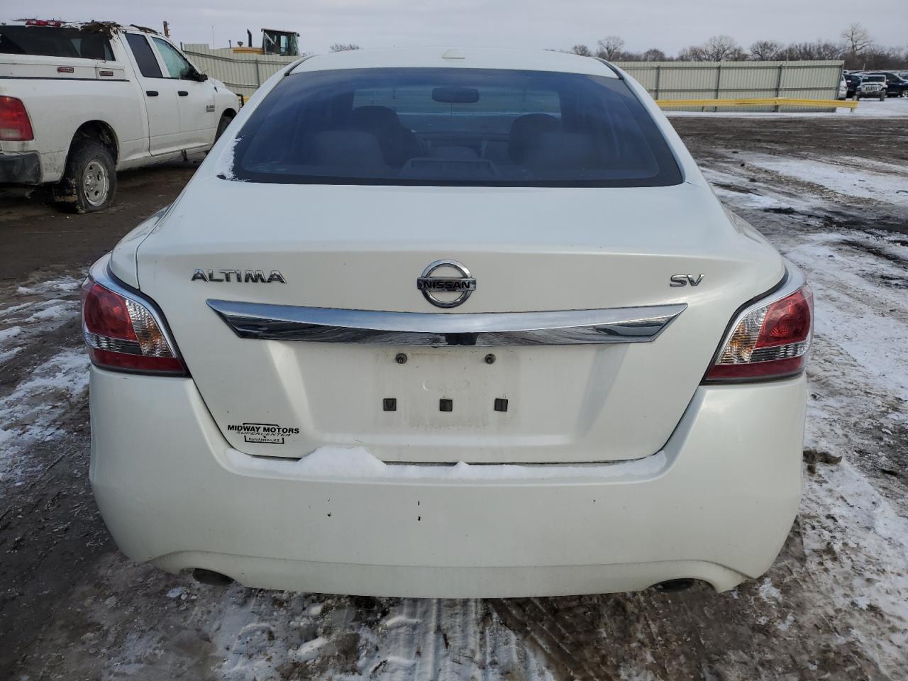 2015 Nissan Altima VIN 1N4AL3AP8FC134258 Copart auction photo, side / rear end damage thumbnail 6