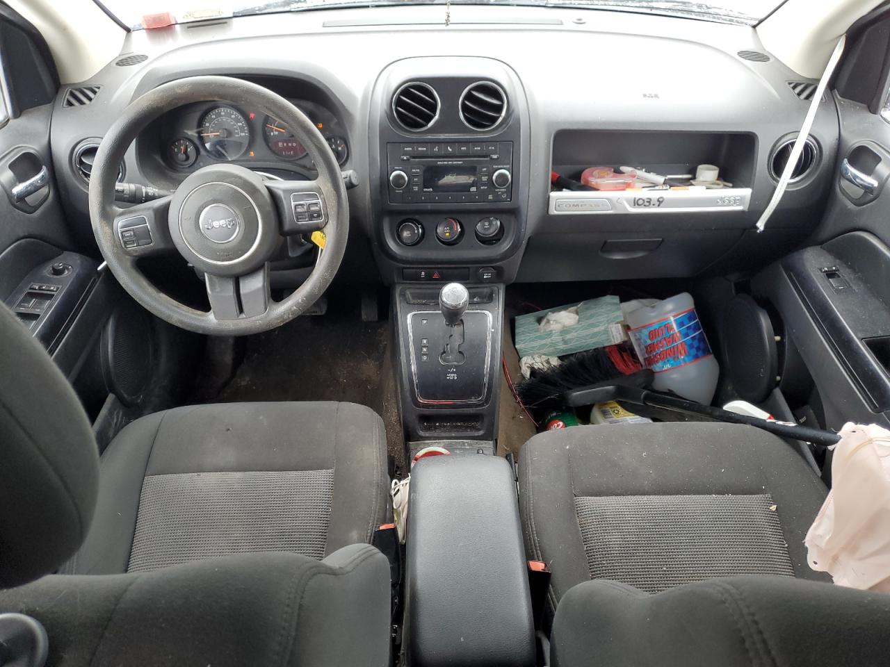 2017 Jeep Compass VIN 1C4NJDBB7HD104465 Copart auction photo, side / front end damage thumbnail 8