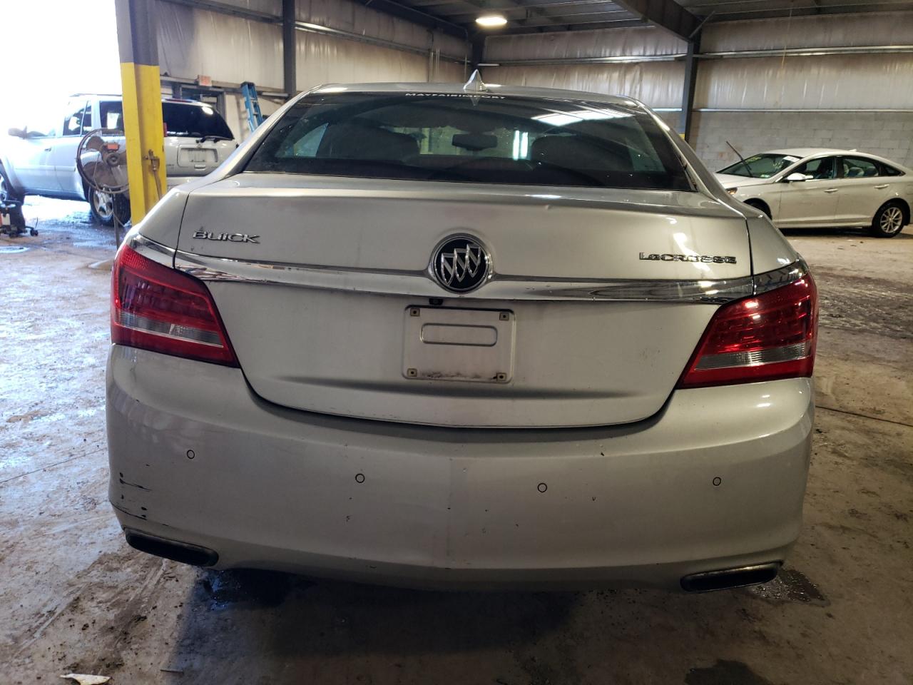2016 Buick LaCrosse VIN 1G4GB5G36GF157976 Copart auction photo, front end / side damage thumbnail 6