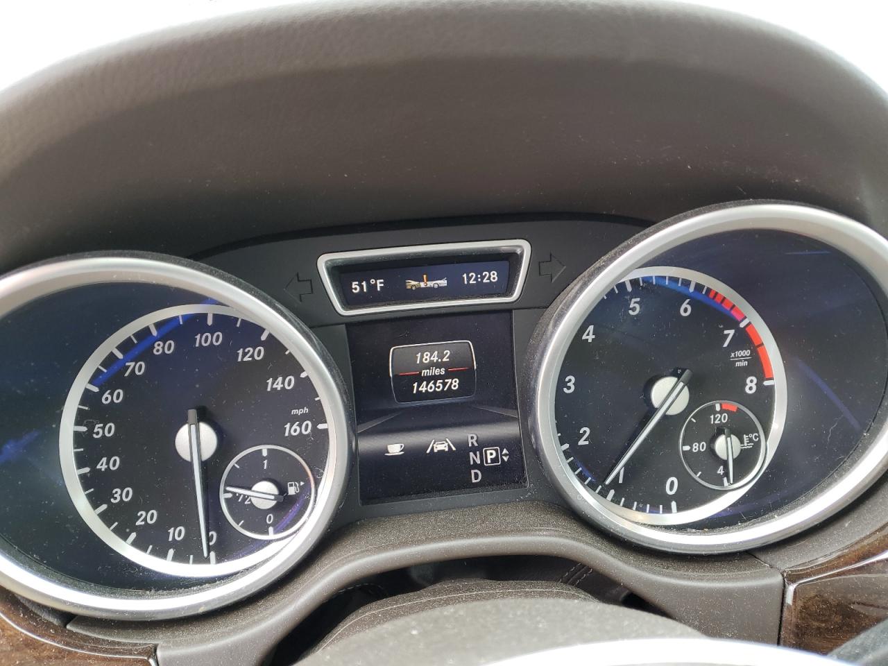 2013 Mercedes-Benz M-klasse VIN 4JGDA5HB4DA242383 Copart auction photo, front end / minor dent/scratches damage thumbnail 9