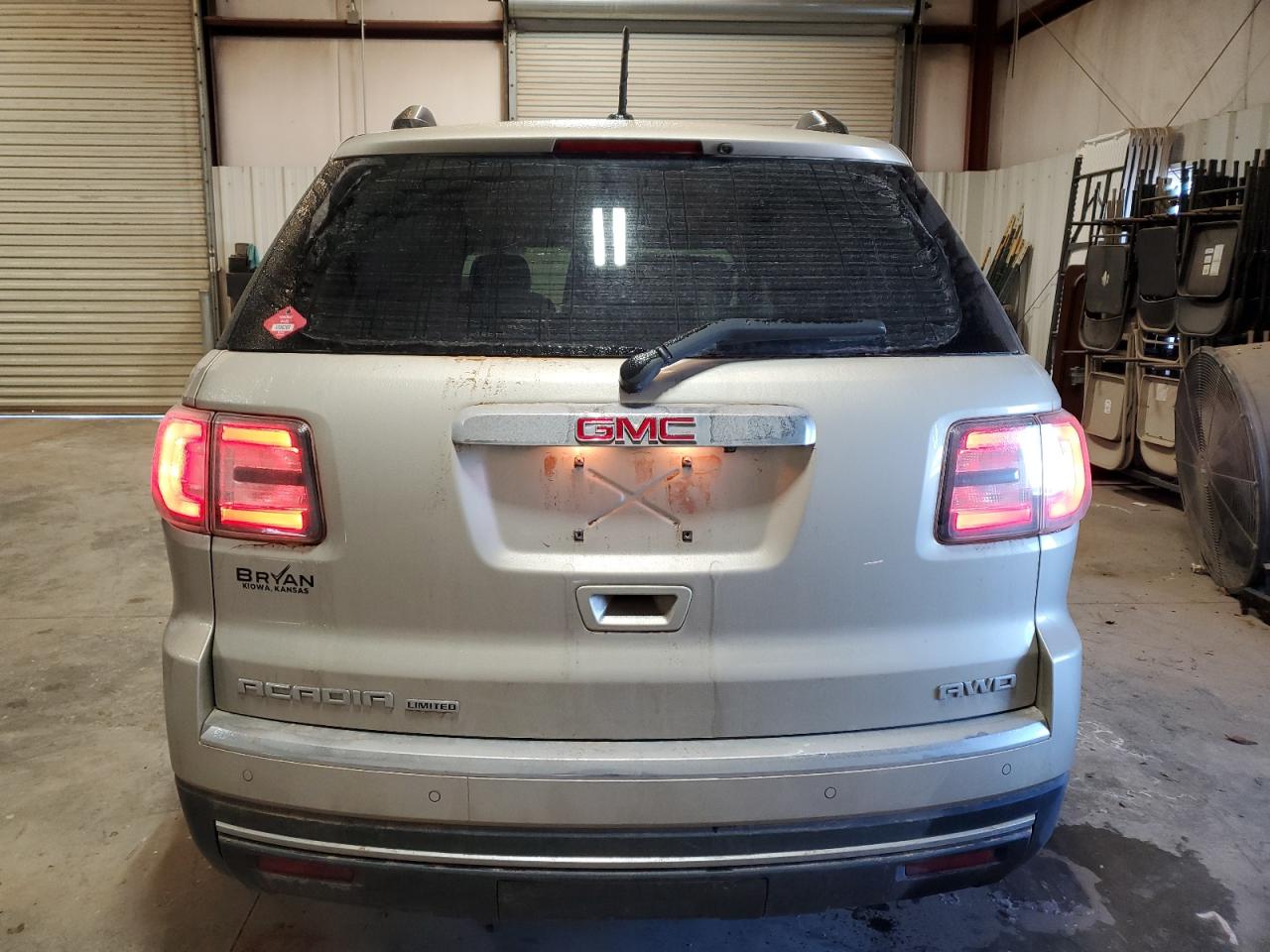 2017 GMC Acadia VIN 1GKKVSKD0HJ187272 Copart auction photo, front end / minor dent/scratches damage thumbnail 6