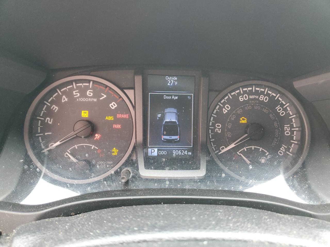 2018 Toyota Tacoma VIN 3TMCZ5AN4JM164733 Copart auction photo, front end / minor dent/scratches damage thumbnail 9