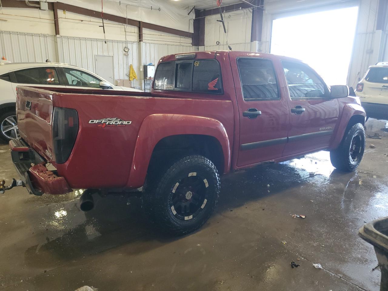 2005 GMC Canyon VIN 1GTDT136758219741 Copart auction photo, front end damage thumbnail 3