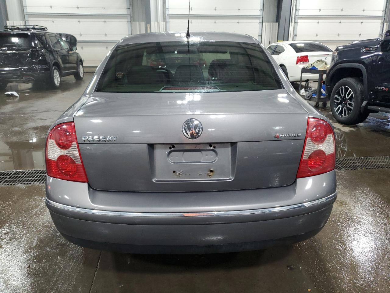 2005 Volkswagen Passat VIN WVWBD63B45P046278 Copart auction photo, front end damage thumbnail 6