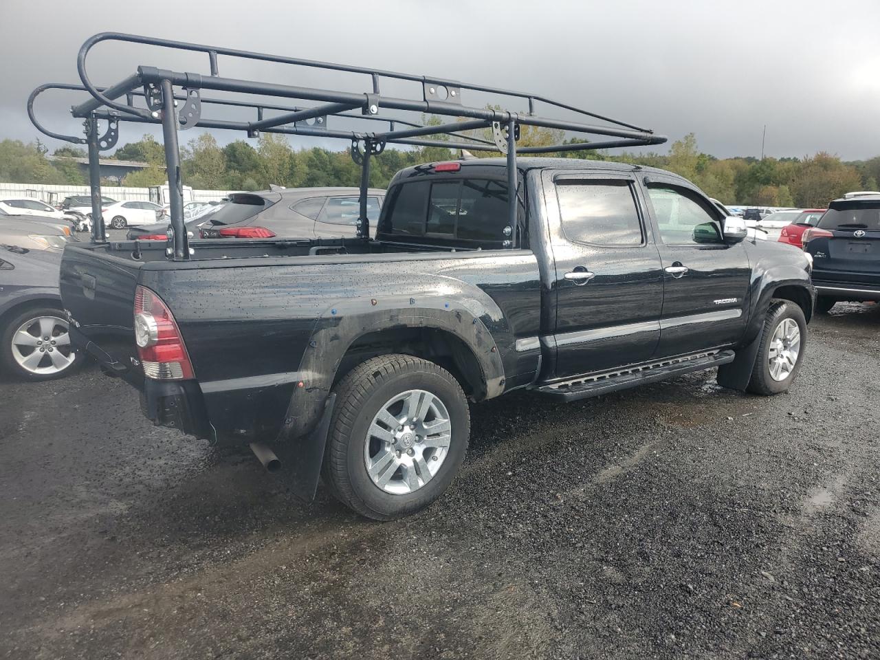 2013 Toyota Tacoma VIN 3TMMU4FN2DM054581 Copart auction photo, rear end / minor dent/scratches damage thumbnail 3
