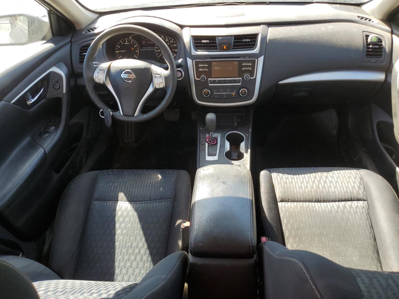 2016 Nissan Altima VIN 1N4AL3AP4GN325388 Copart auction photo, front end / minor dent/scratches damage thumbnail 8