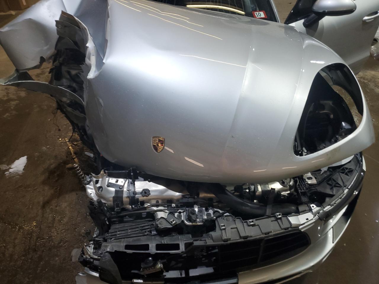 2017 Porsche Macan VIN WP1AG2A52HLB56460 Copart auction photo, front end / minor dent/scratches damage thumbnail 12