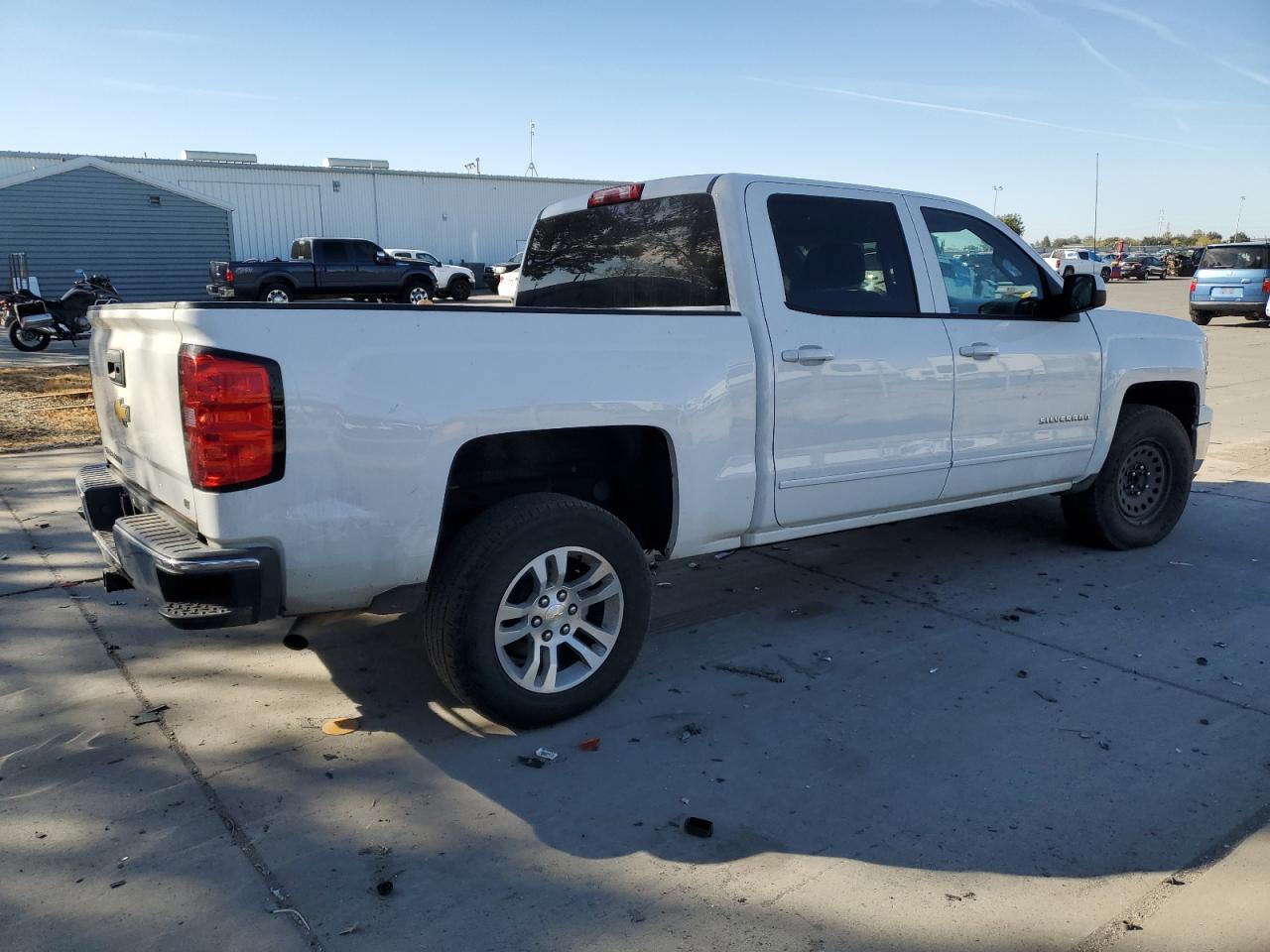 2015 Chevrolet Silverado VIN 3GCPCREC1FG260134 Copart auction photo, front end / side damage thumbnail 3