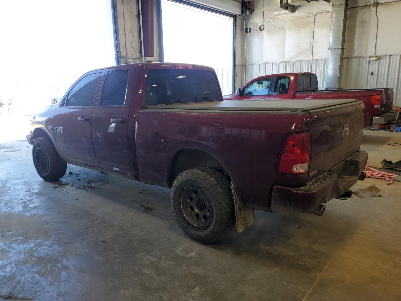 2017 RAM 1500 VIN 1C6RR7FT3HS594534 Copart auction photo, front end damage thumbnail 2