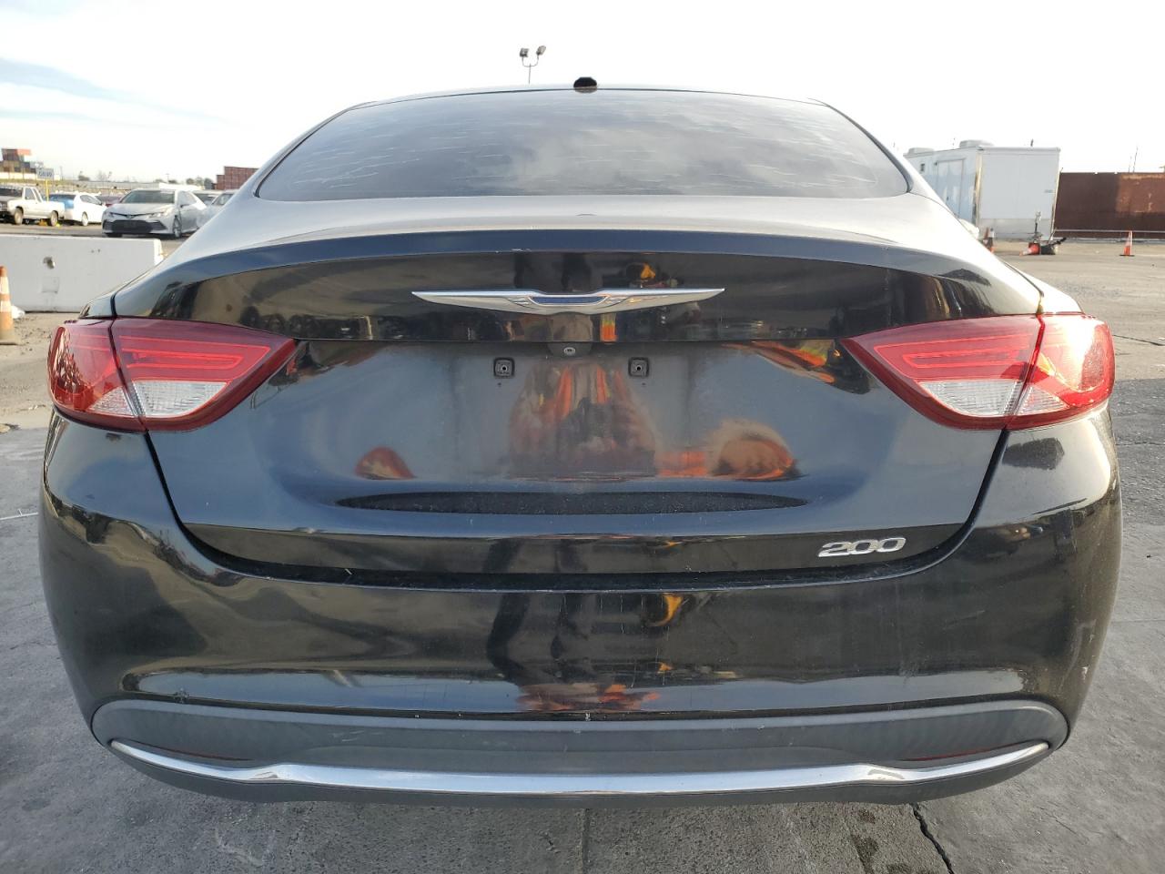 2015 Chrysler 200 VIN 1C3CCCABXFN694718 Copart auction photo, side damage thumbnail 6