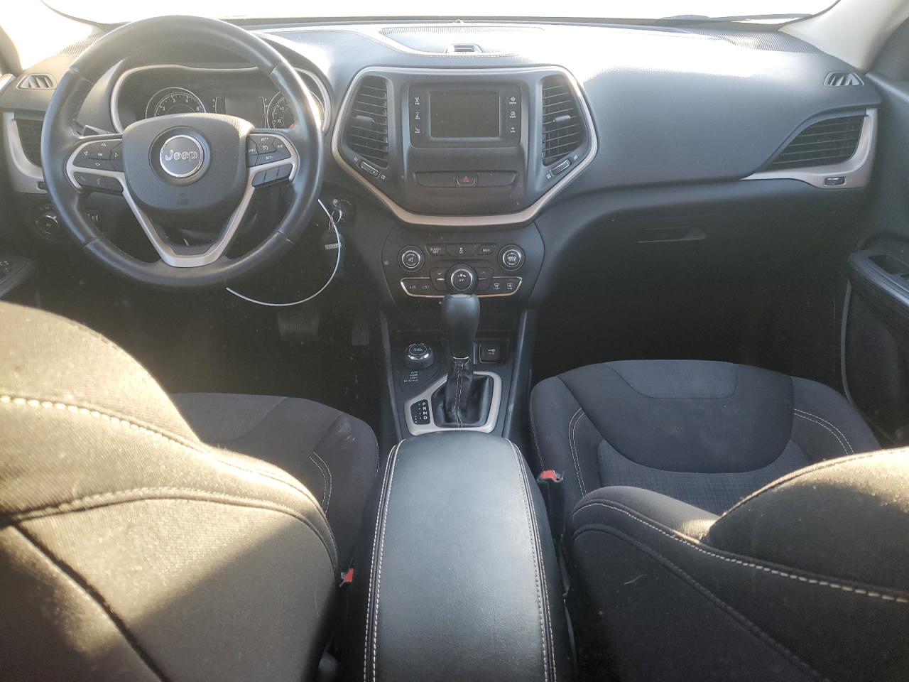 2015 Jeep Grand Cherokee VIN 1C4PJMCB3FW784938 Copart auction photo, rear end damage thumbnail 8