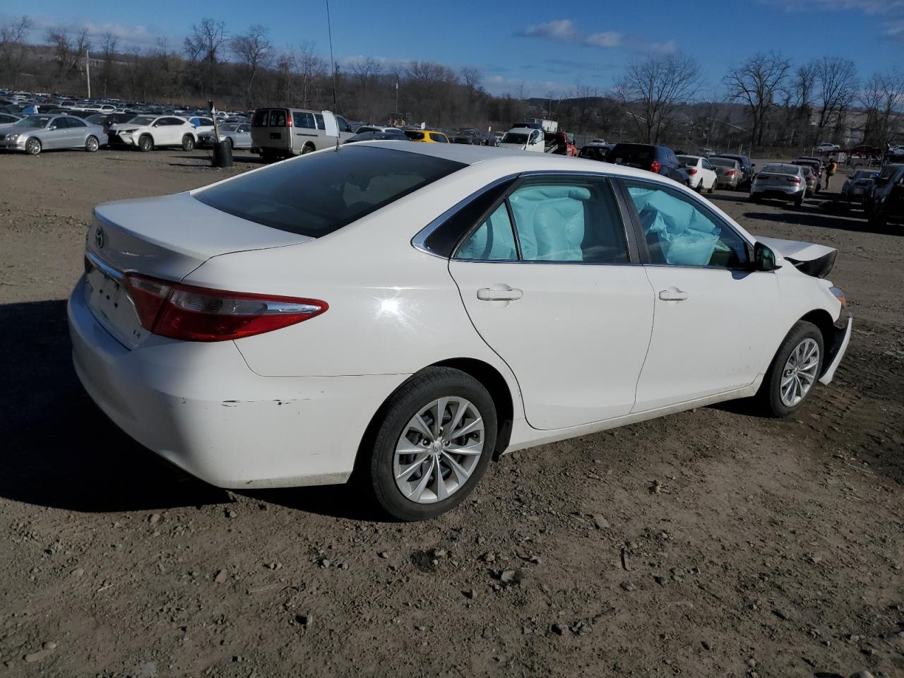 2016 Toyota Camry VIN 4T1BF1FK7GU266698 Copart auction photo, front end / minor dent/scratches damage thumbnail 3