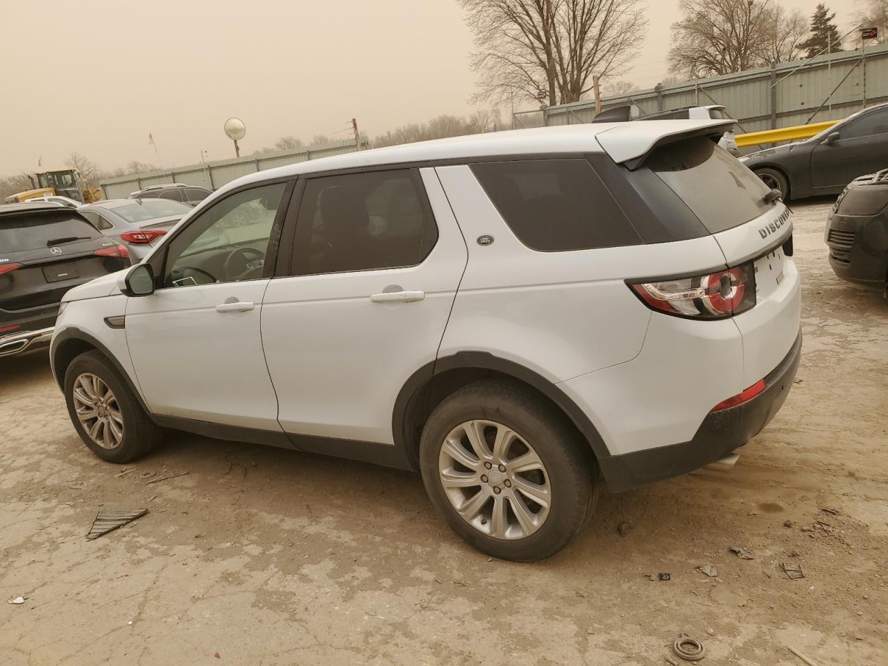 2019 Land Rover Discovery VIN SALCP2FX0KH814834 Copart auction photo, mechanical damage thumbnail 2