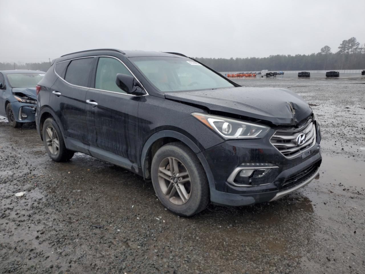2017 Hyundai Santa Fe VIN 5NMZUDLB3HH032811 Copart auction photo, front end damage thumbnail 4