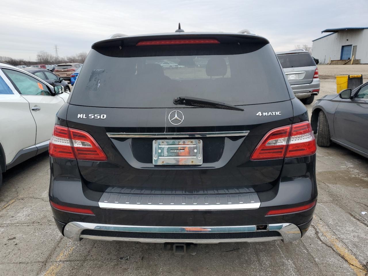2013 Mercedes-Benz M-klasse VIN 4JGDA7DB2DA227298 Copart auction photo, minor dent/scratches damage thumbnail 6