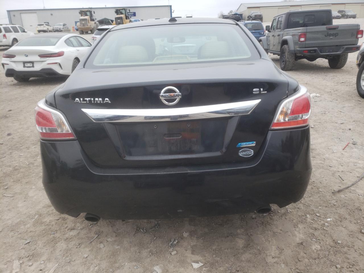 2014 Nissan Altima VIN 1N4AL3AP8EC101923 Copart auction photo, front end / minor dent/scratches damage thumbnail 6