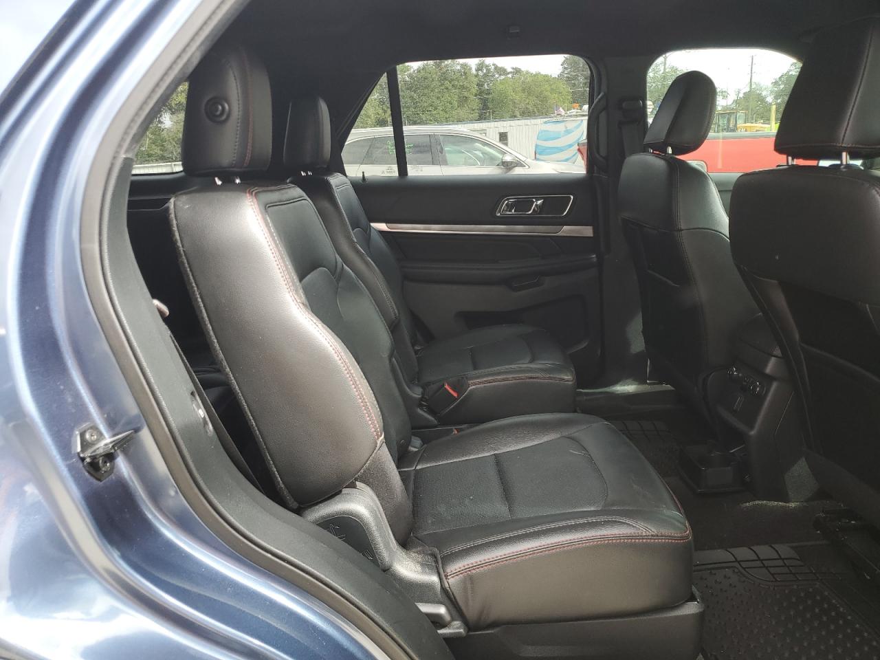 2018 Ford Explorer VIN 1FM5K8GT6JGB27192 Copart auction photo, rear end / minor dent/scratches damage thumbnail 11