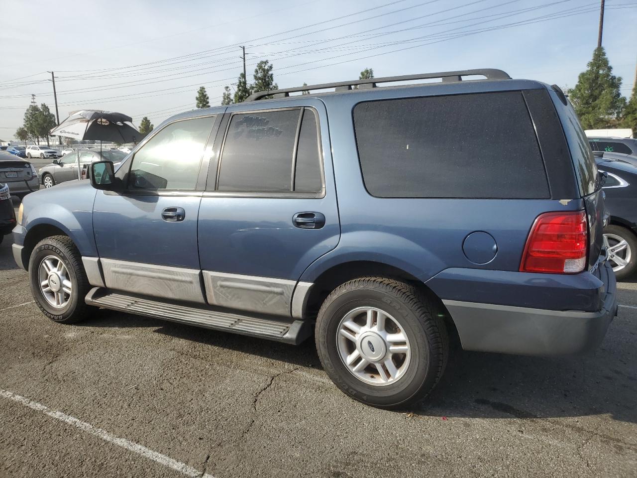 2006 Ford Expedition VIN 1FMPU15526LA24297 Copart auction photo, side damage thumbnail 2
