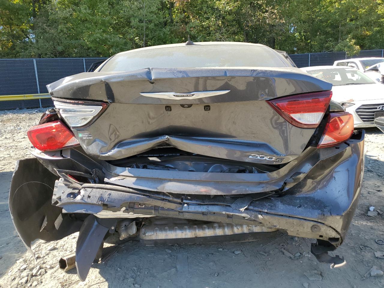2015 Chrysler 200 VIN 1C3CCCBG0FN565316 Copart auction photo, rear end / side damage thumbnail 6