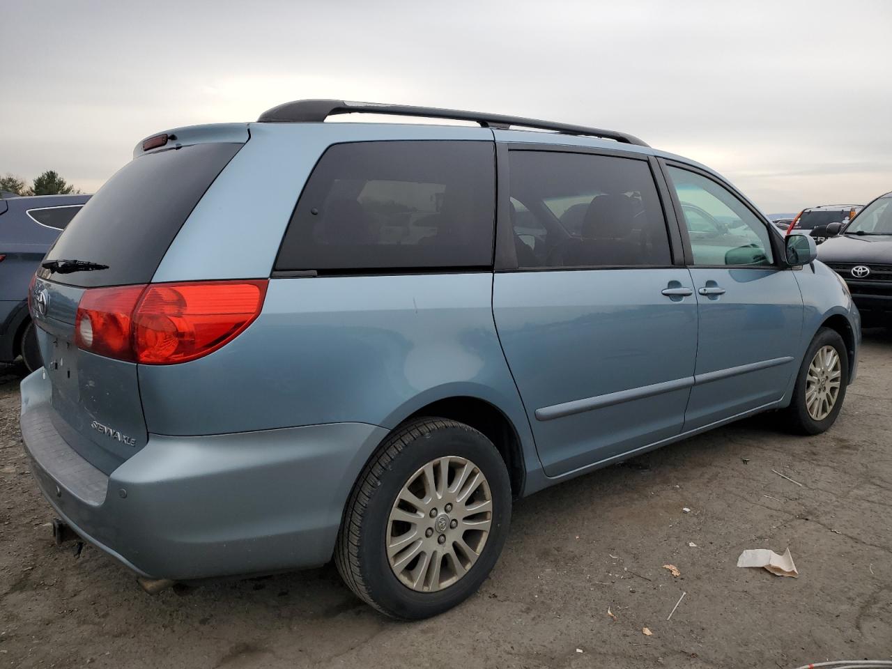 2009 Toyota Sienna VIN 5TDZK22C29S286593 Copart auction photo, front end damage thumbnail 3