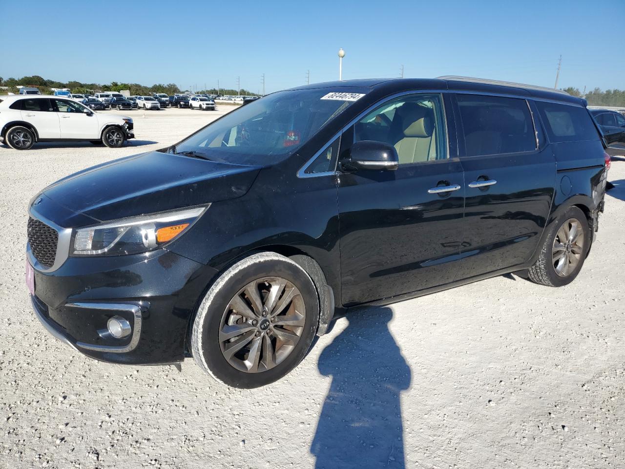 2015 KIA Sedona VIN KNDME5C18F6037923
