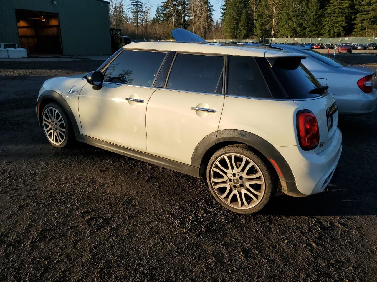 2016 MINI Cooper VIN WMWXU3C5XG2D27581 Copart auction photo, front end damage thumbnail 2