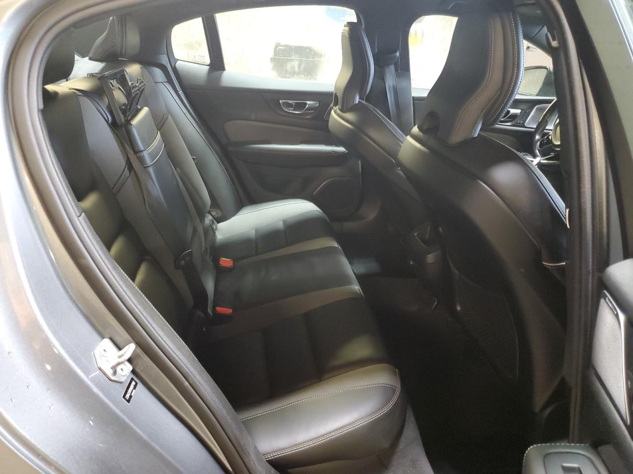 2019 Volvo S60 VIN 7JRA22TM7KG007189 Copart auction photo, front end / side damage thumbnail 10