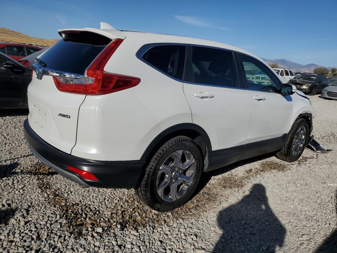 2019 Honda CR-V VIN JHLRW2H85KX010404 Copart auction photo, front end damage thumbnail 3